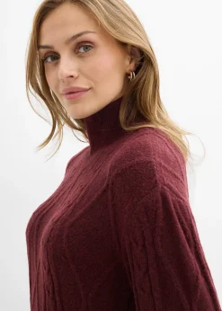 Robe en maille à motif torsadé