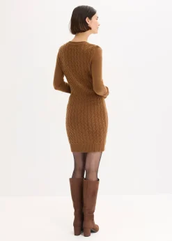 Robe en maille à motif torsadé