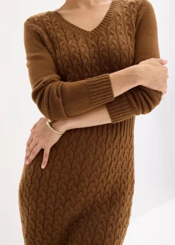 Robe en maille à motif torsadé