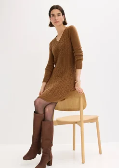 Robe en maille à motif torsadé