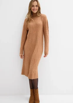 Robe en maille à motif torsadé