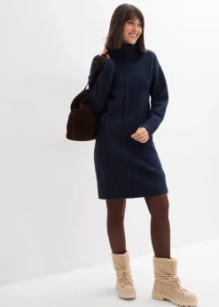 Robe en maille avec couture décorative