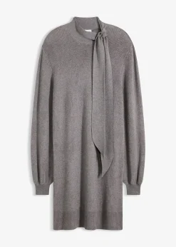 Robe en maille avec nœud