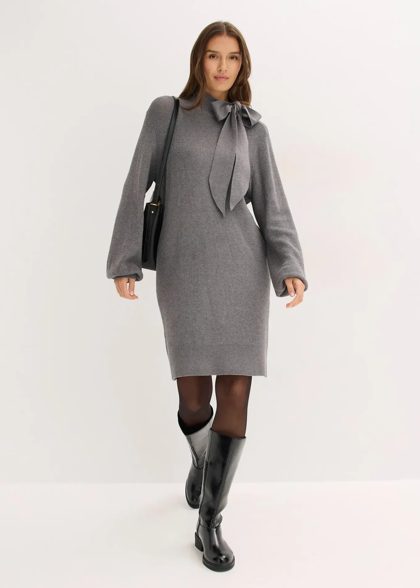 Robe en maille avec nœud