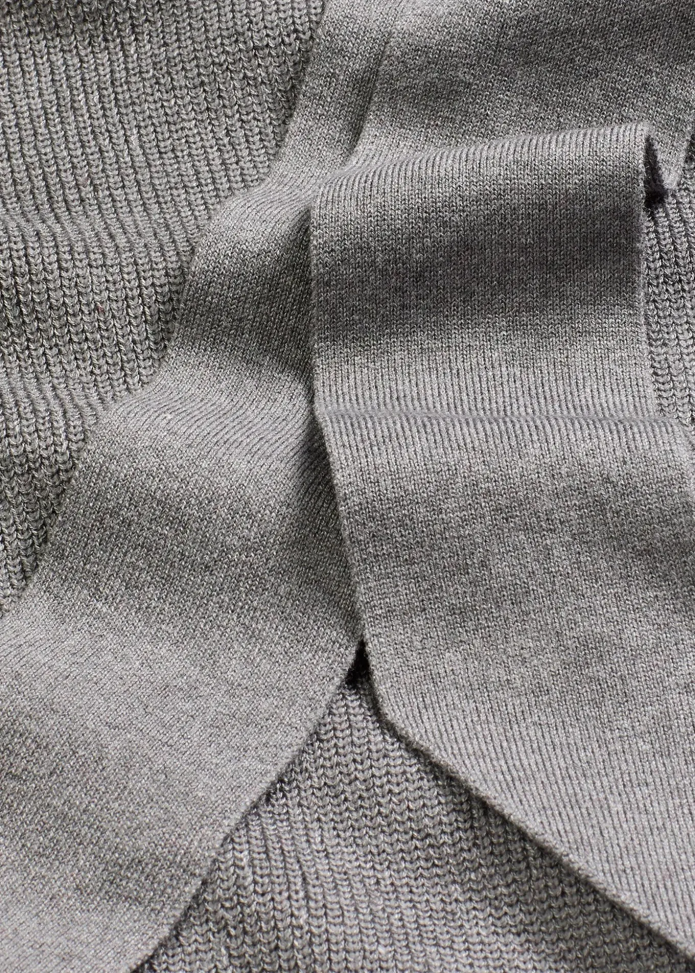 Robe en maille avec nœud