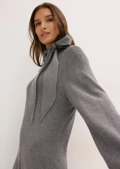 Robe en maille avec nœud