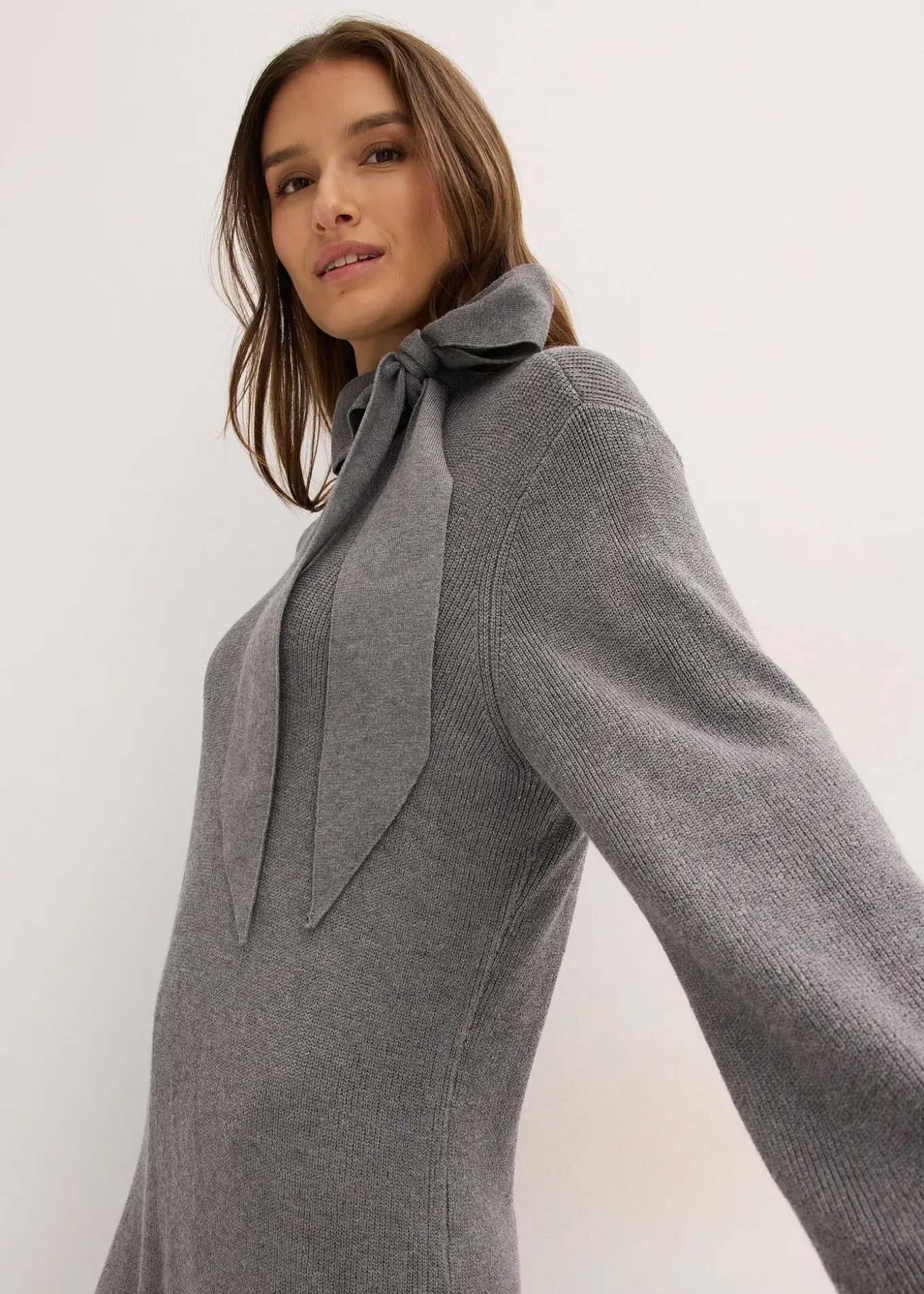 Robe en maille avec nœud