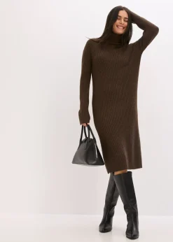 Robe en maille côtelée à col roulé