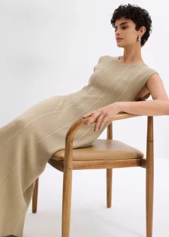 Robe en maille flatteuse en viscose mélangée