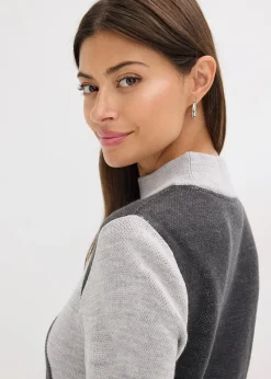 Robe en maille jacquard à rayures modernes