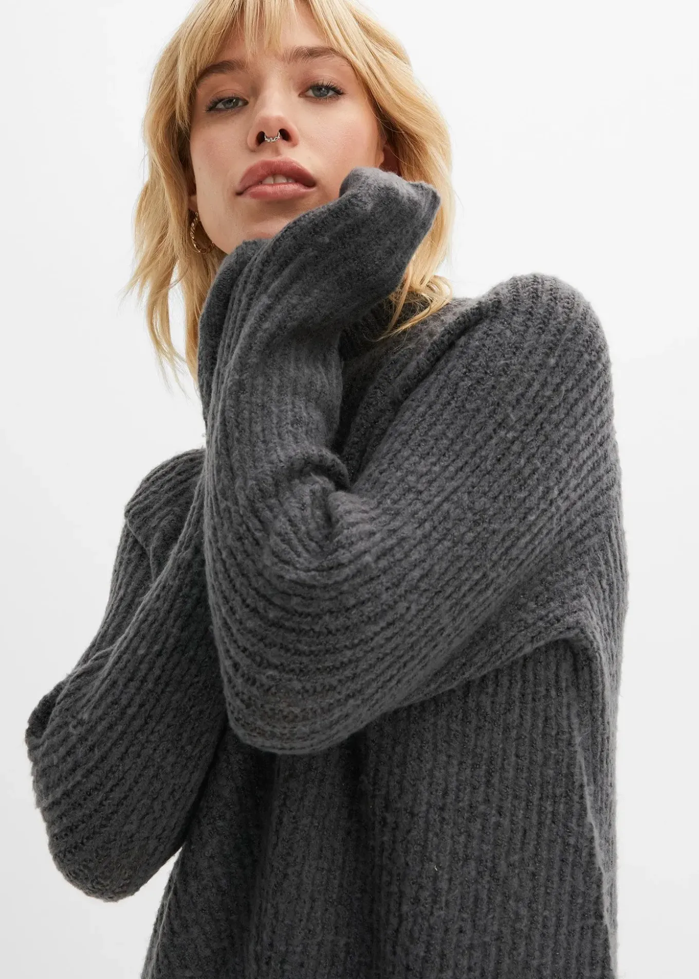 Robe en maille longue derrière