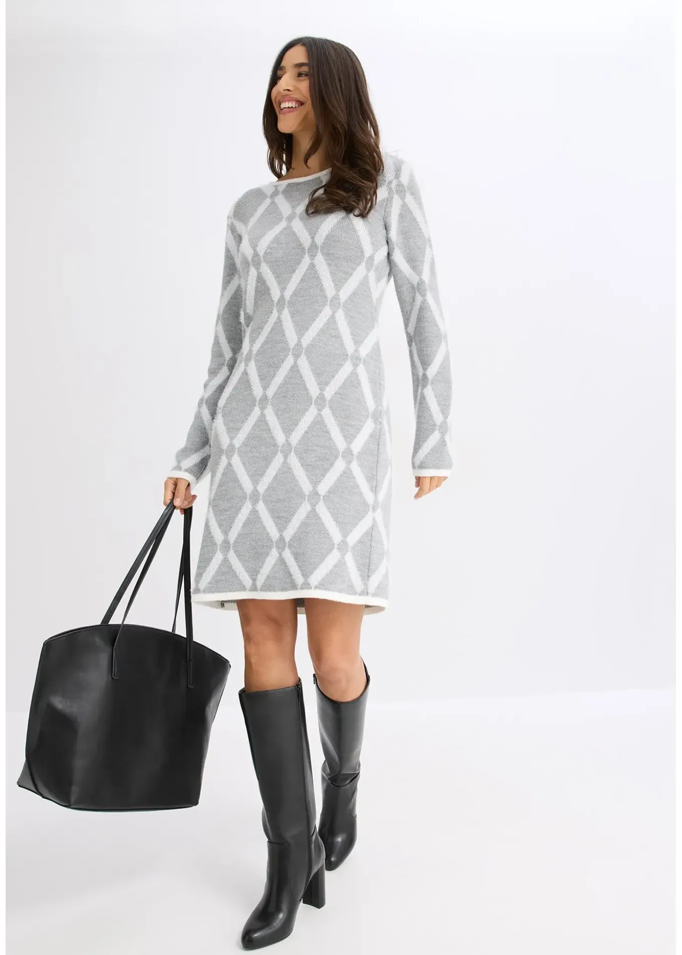 Robe en maille poilue avec motif en losange