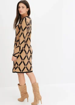 Robe en maille poilue avec motif en losange