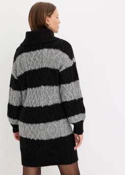 Robe en maille rayée