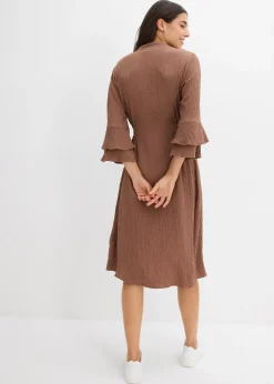 Robe en matière texturée