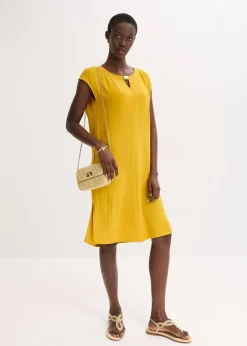 Robe en matière texturée