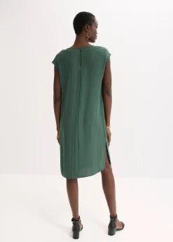 Robe en matière texturée