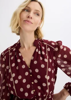 Robe en mousseline à passepoils contrastants