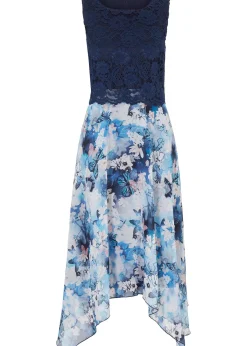 Robe en mousseline avec dentelle