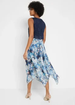 Robe en mousseline avec dentelle