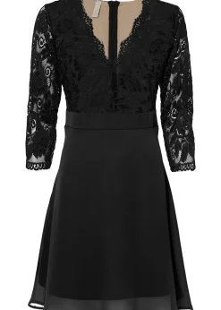 Robe en mousseline avec dentelle