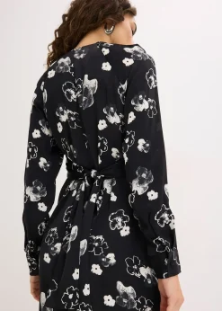 Robe en satin fluide