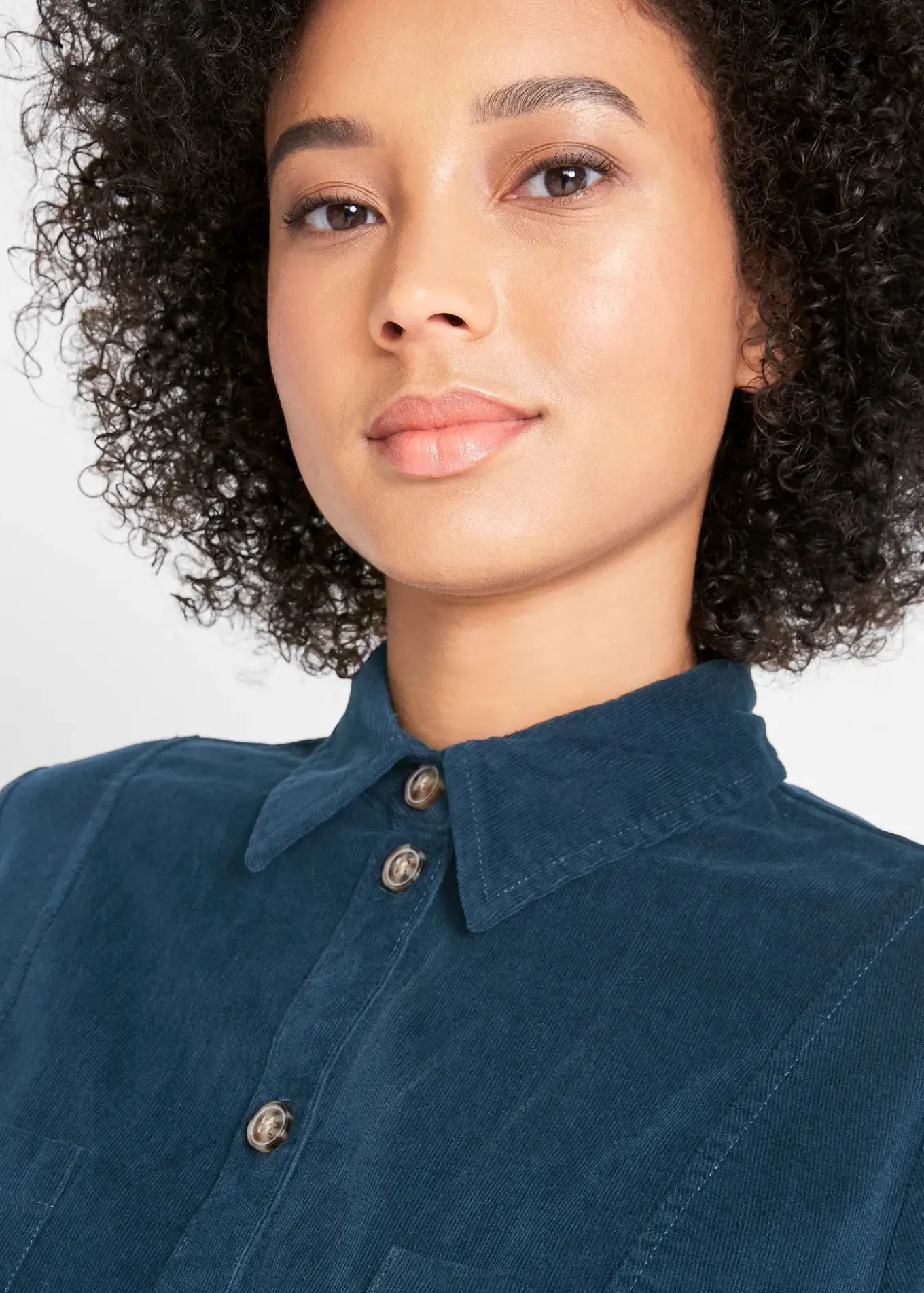 Robe en velours côtelé extensible