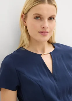 Robe en viscose majoritaire