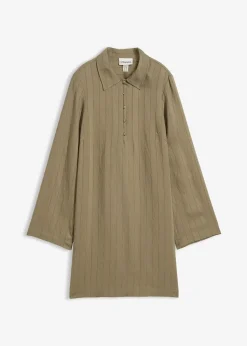 Robe fluide à col chemise boutonné