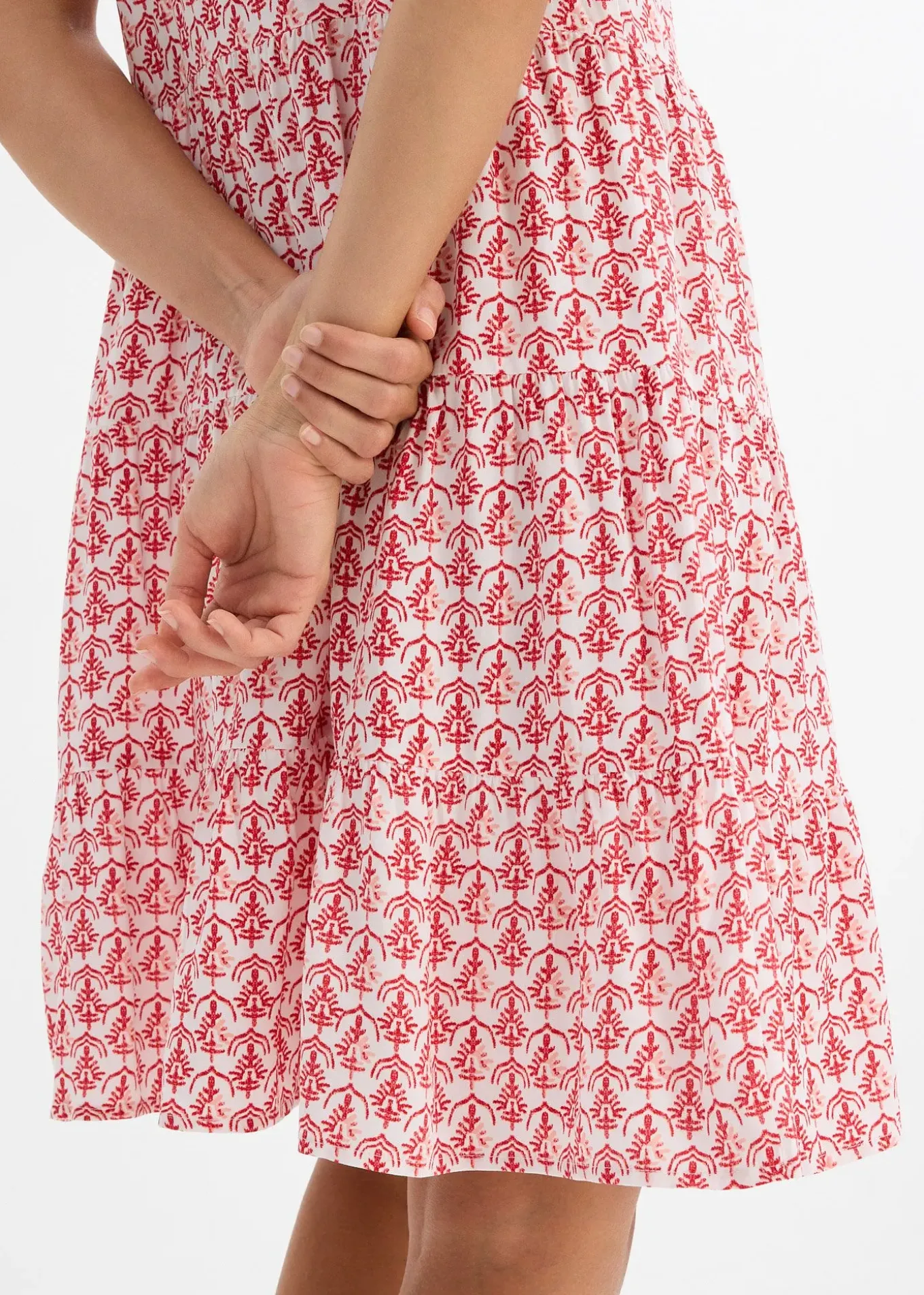 Robe fluide en viscose à fines bretelles