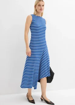 Robe longue à base asymétrique