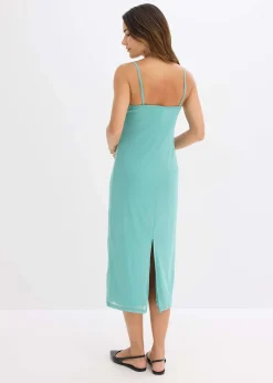 Robe longue au décolleté plongeant