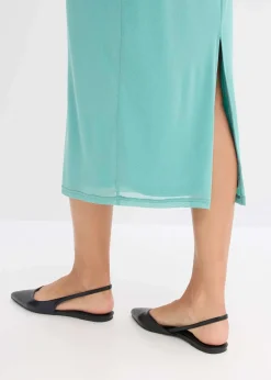 Robe longue au décolleté plongeant