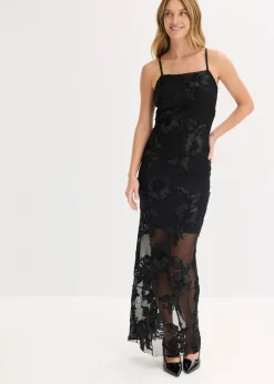 Robe longue avec broderies florales