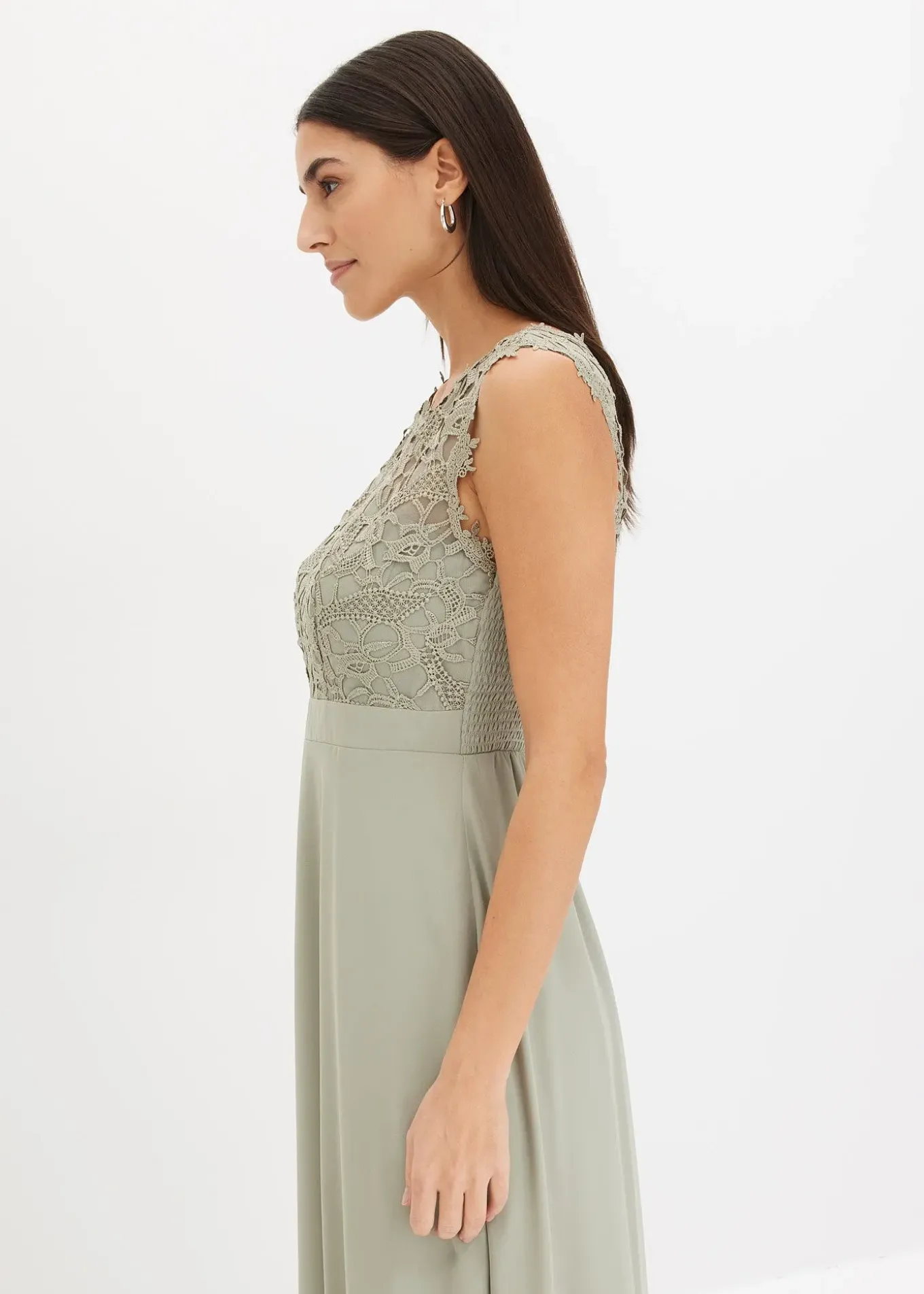 Robe longue avec dentelle