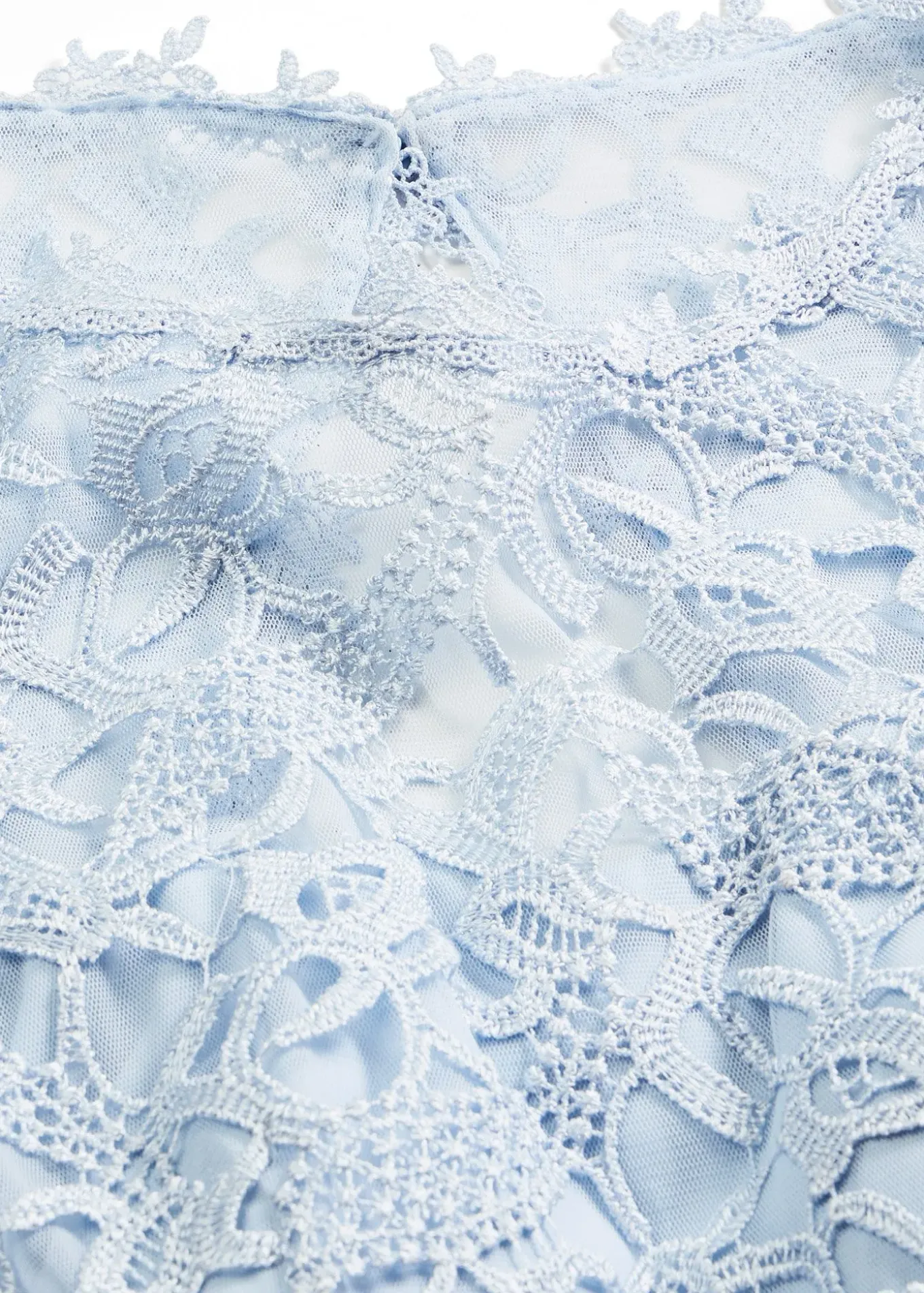 Robe longue avec dentelle