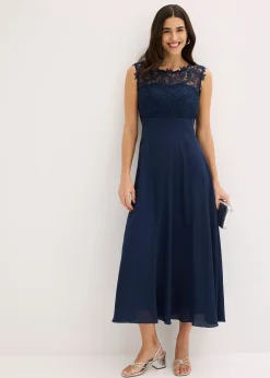 Robe longue avec dentelle