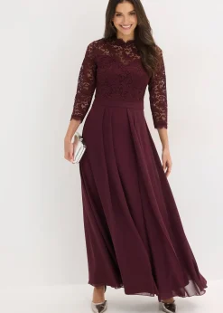 Robe longue avec dentelle
