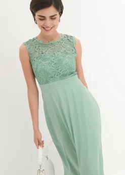 Robe longue avec dentelle