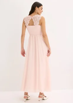 Robe longue avec dentelle