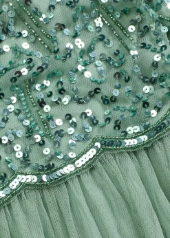 Robe longue avec haut brodé de sequins