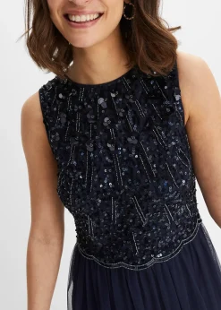 Robe longue avec haut brodé de sequins