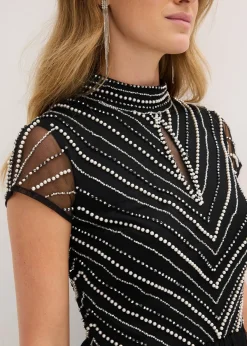 Robe longue avec haut brodé de perles