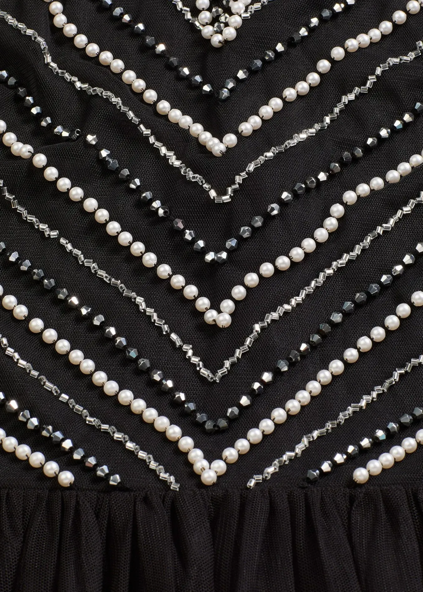 Robe longue avec haut brodé de perles