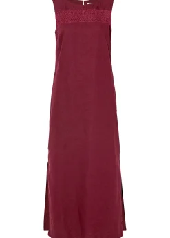 Robe longue avec lin majoritaire, motif ajouré au décolleté et fentes latérales