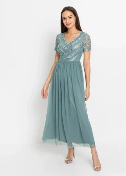Robe longue brodée de sequins