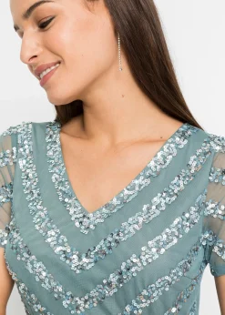 Robe longue brodée de sequins