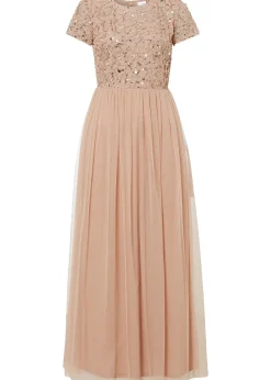 Robe longue brodée de sequins