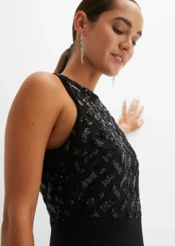 Robe longue brodée de sequins