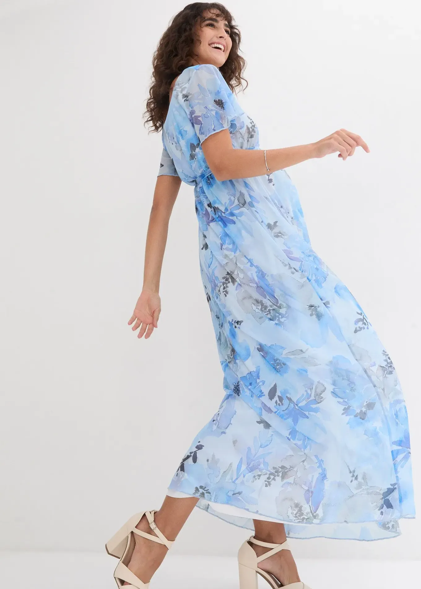 Robe longue de grossesse en mesh délicat